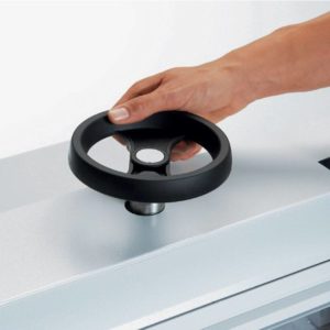 Adjustable Clamping on Ideal 4705 Guillotine
