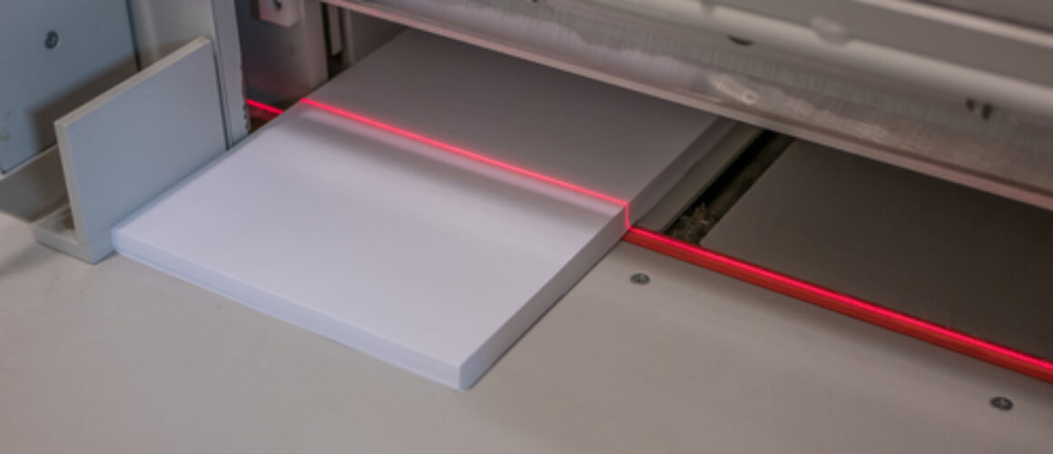 Choosing the Right Paper Guillotine: A Buyer's Guide for Every Business